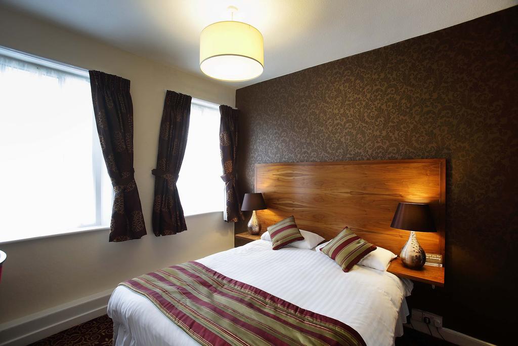 The Three Tuns Hotel Wetherspoon Thirsk Bilik gambar